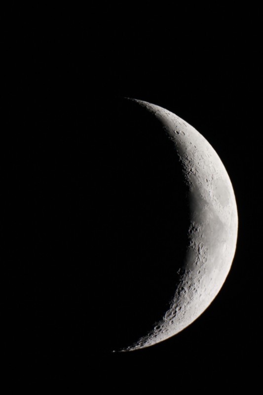 Mond 18.04.2010 1500mm.JPG